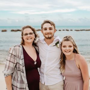 Meet your Posher, Haley